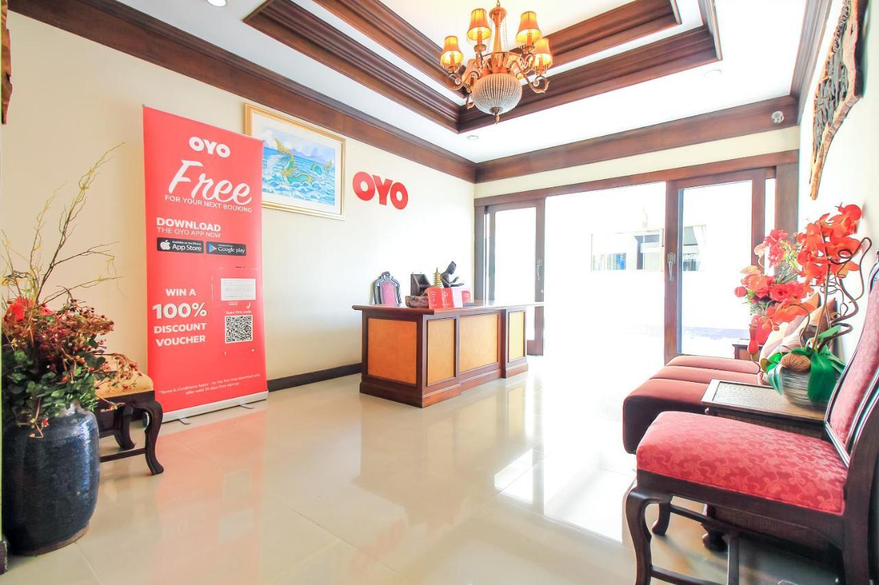 Oyo 383 White Inn Hotel Ban Khlong Lat Bua Khao Ngoại thất bức ảnh